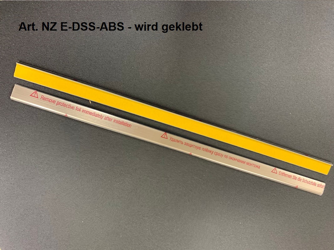 Nolte Dampfschutzschild aus Edelstahl im Kochstellenbereich
