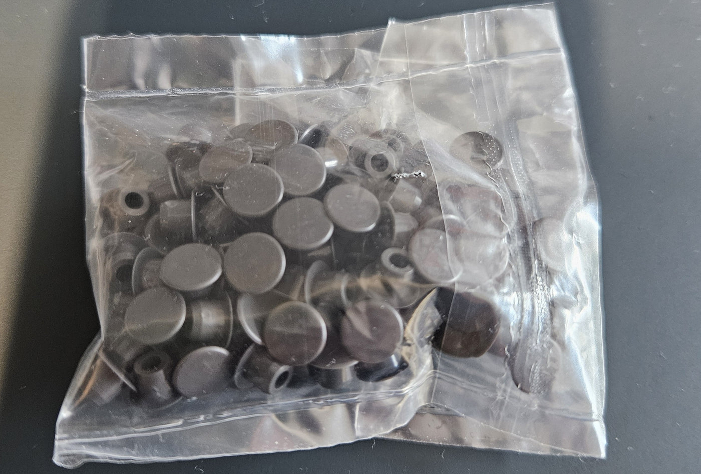 Schüller Abdeckkappen für 5 mm Rasterbohrung